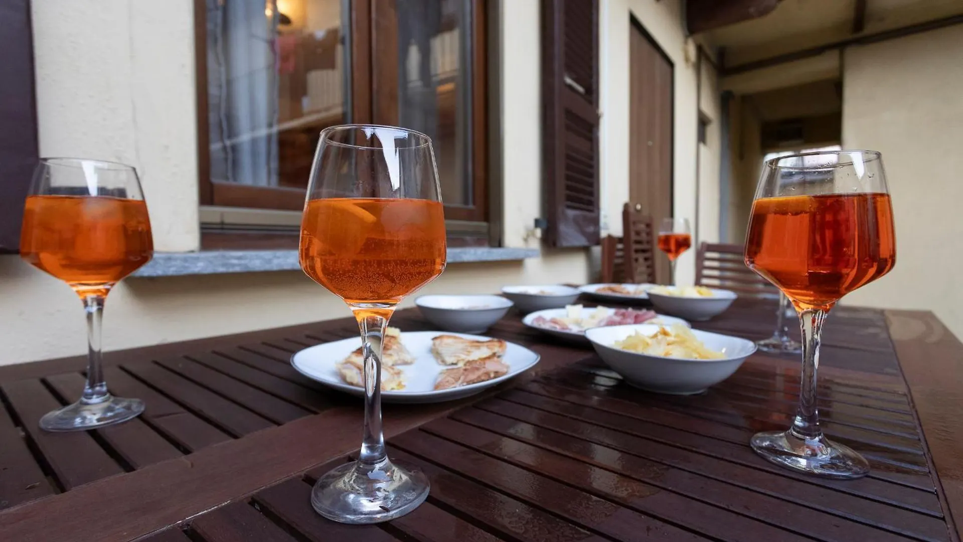 파비아 100 Mq, Free Parking, Charming House Ponte Coperto 아파트
